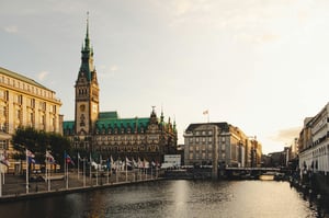 09205-website-in-town-hamburg-tile-1